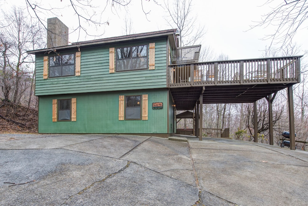 Rocky Top Lodge