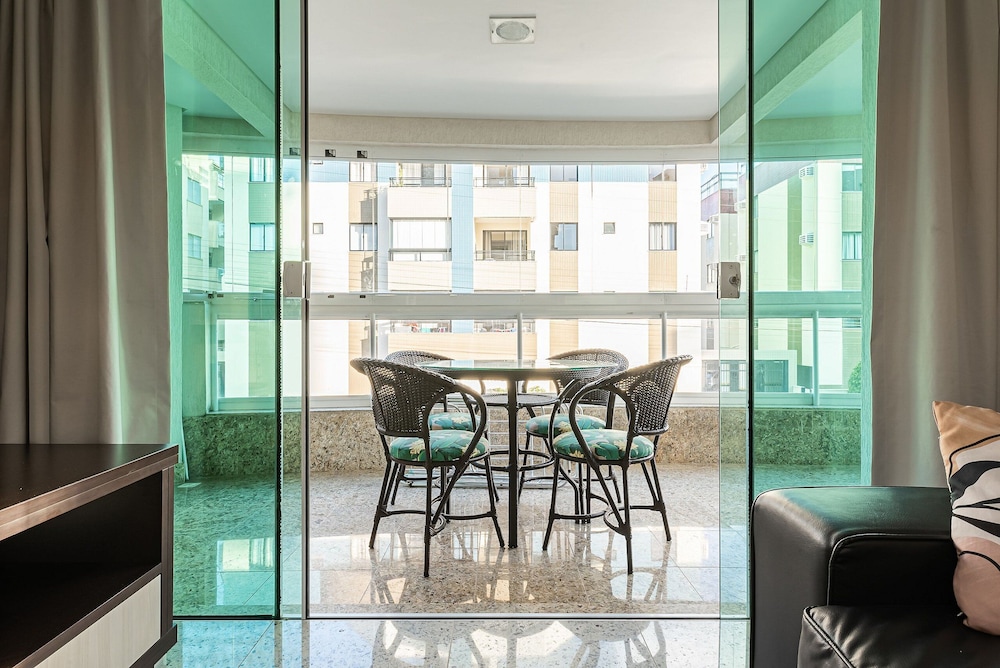 Apt W/balcony 160m Bombas Beach Col102