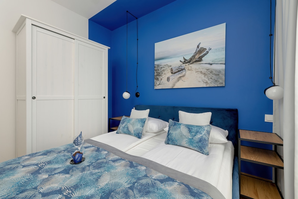 Cosy Marina 1 With Balcony by Renters