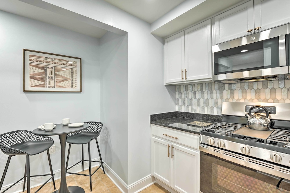Takoma Park Apt w/ Wood Fire Pit < 8 Mi to DC - Property Image 15