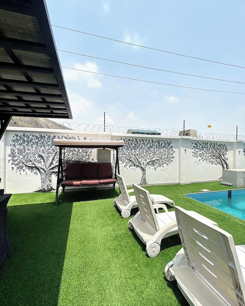 Rebaze Apartment
