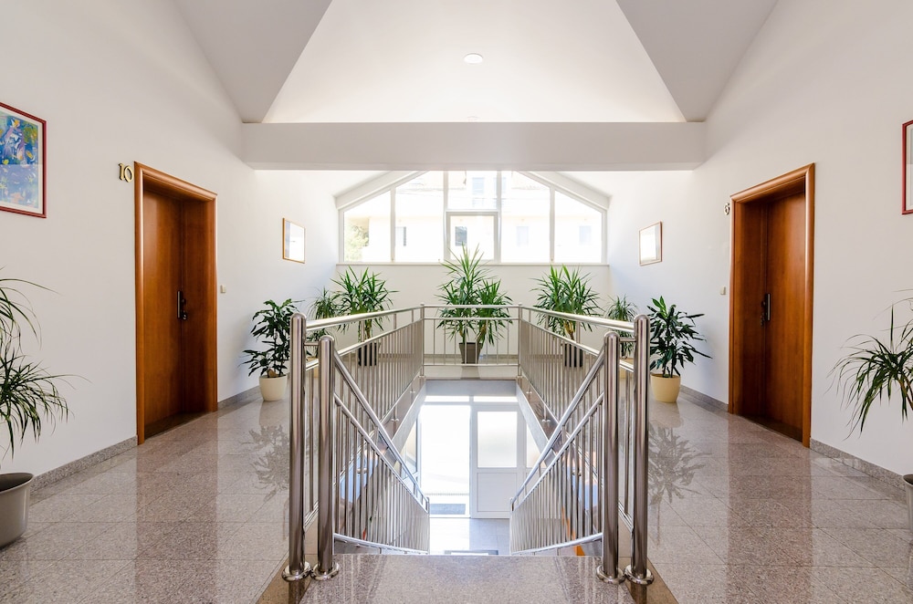 Apartments Villa Perla