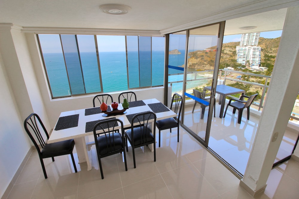 Apartamentos SOHO Basic - Vistas al Mar