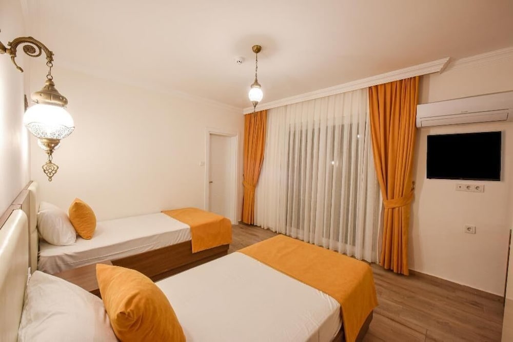 Infinity Ruby Hotel - Image 58