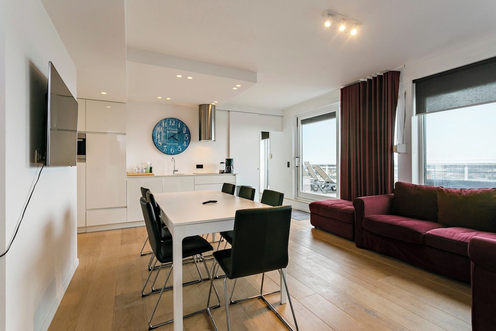 Penthouse in Blankenberge Near the Beach