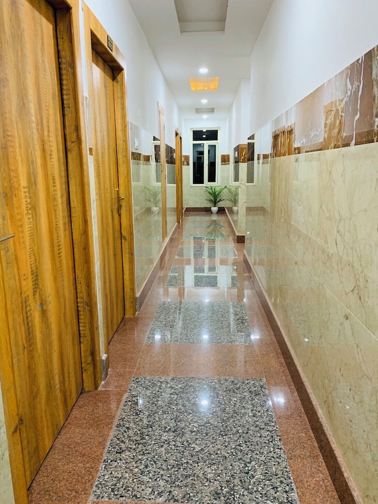 The Srishti Inn