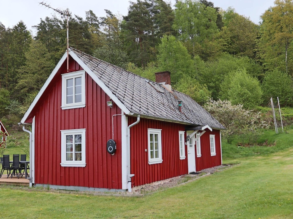 6 Person Holiday Home in Vessigebro