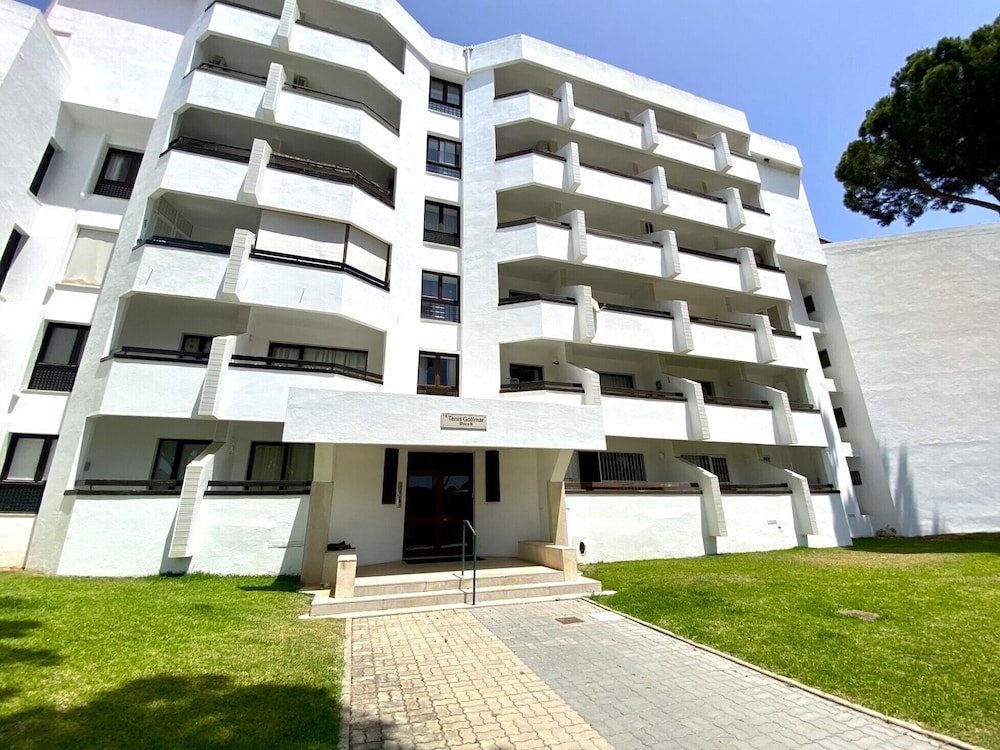 Vilamoura Charming With Pool by Homing view 5