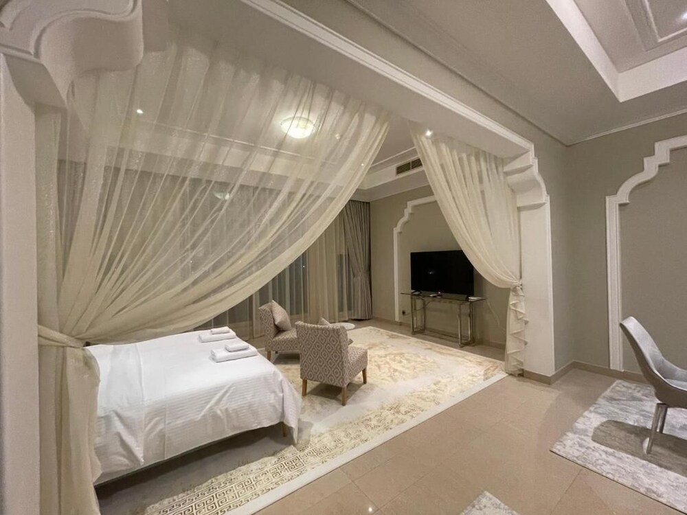 Private Suites Al Hamra Palace at Golf sea Resort