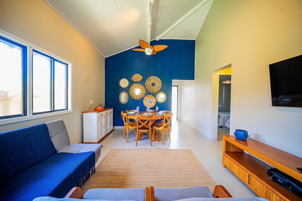 Casa DelMare Cond. com saída na praia