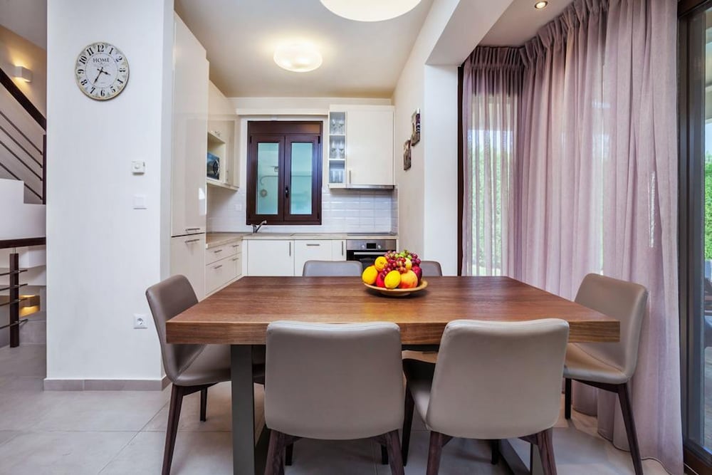 Onar Luxury Villa in Sani Halkidiki