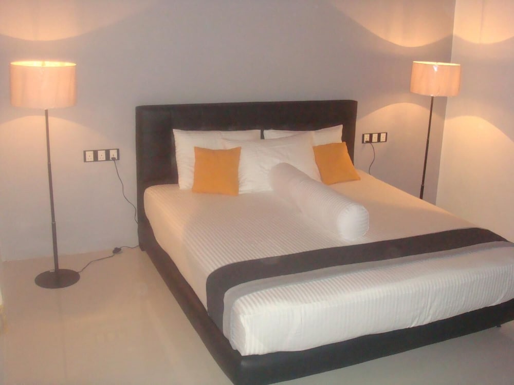 IQuest Colombo view 3