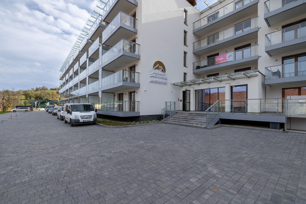 Centre of Zakopane Szymony by Renters