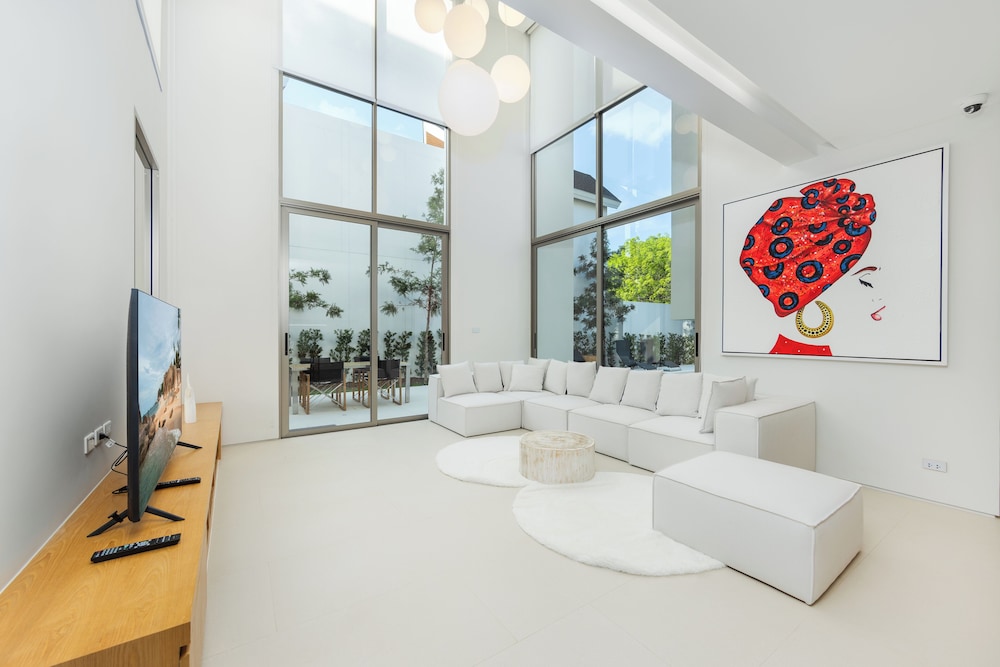 Luxury 3BR Villa Wallaya with Private Pool