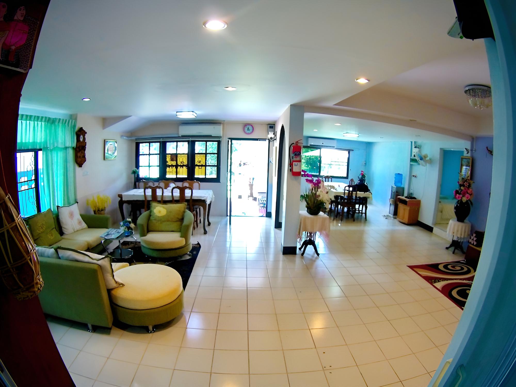 Baanrapeepong Boutique Hotel