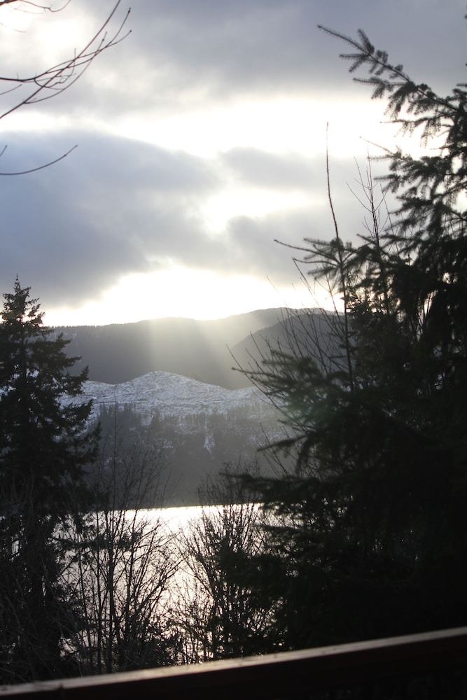 Youbou Lake House view 2