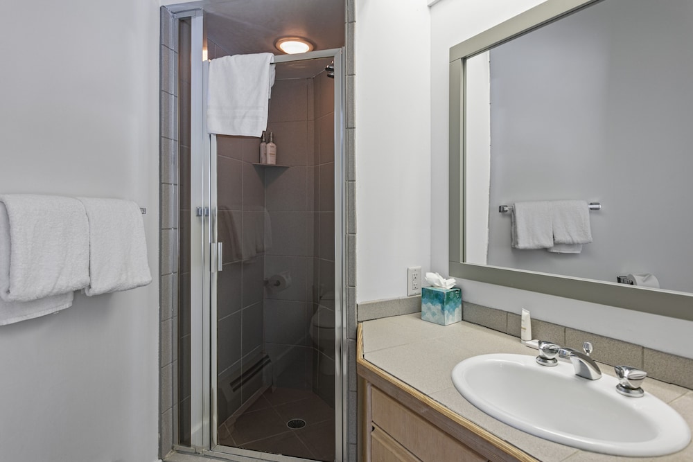 1688 - Five Bedroom with Hot Tub Pinnacle 5 Condo