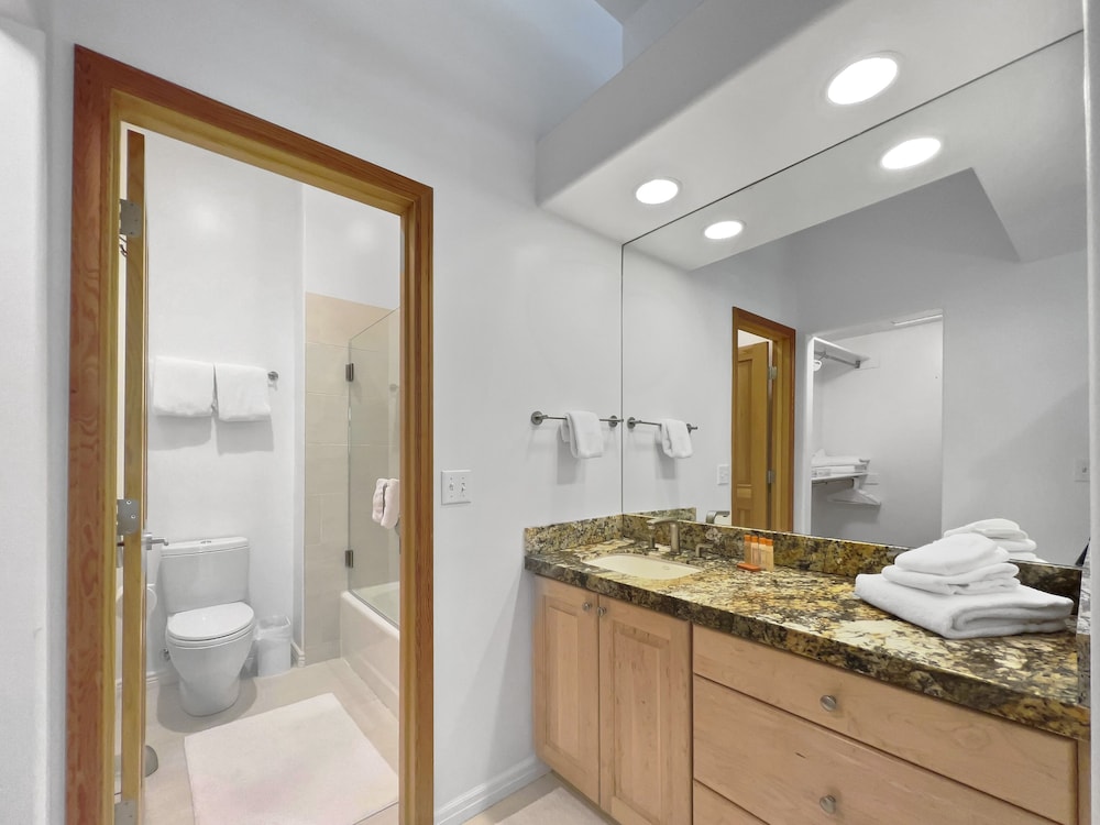 Deer Valley Escapes - Park City Ski Resort Condos