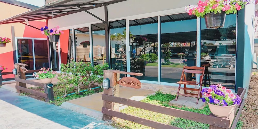 Pai Tawan Resort Hotel - Pet friendly