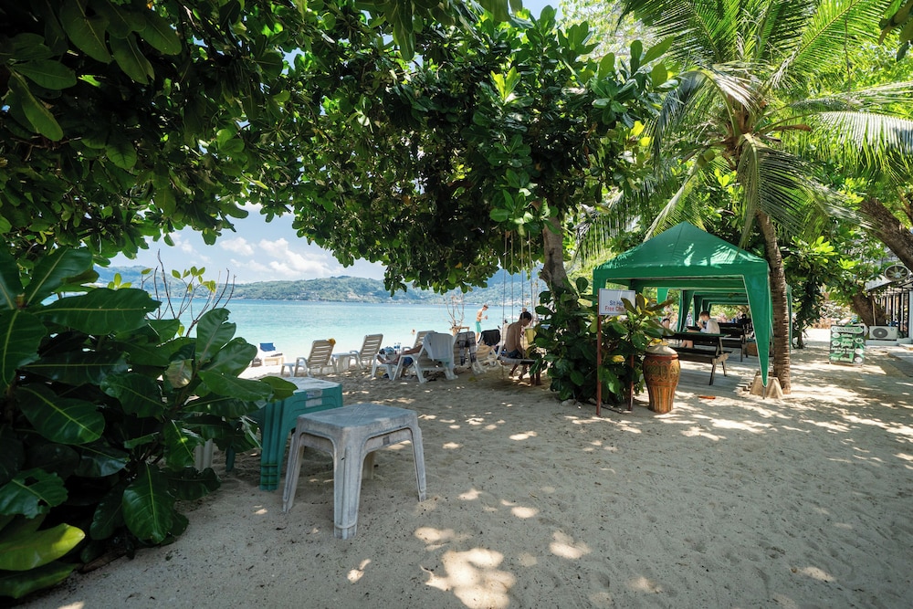 The Hideout Beachfront