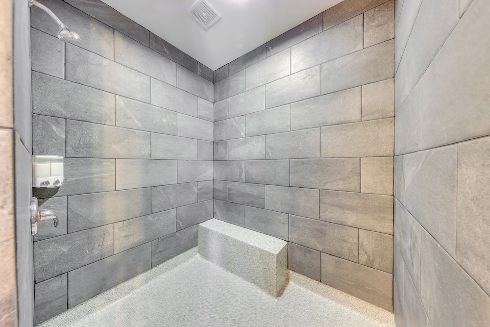 'the Vista' Retreat 30 Mi to Kansas City! - Property Image 20