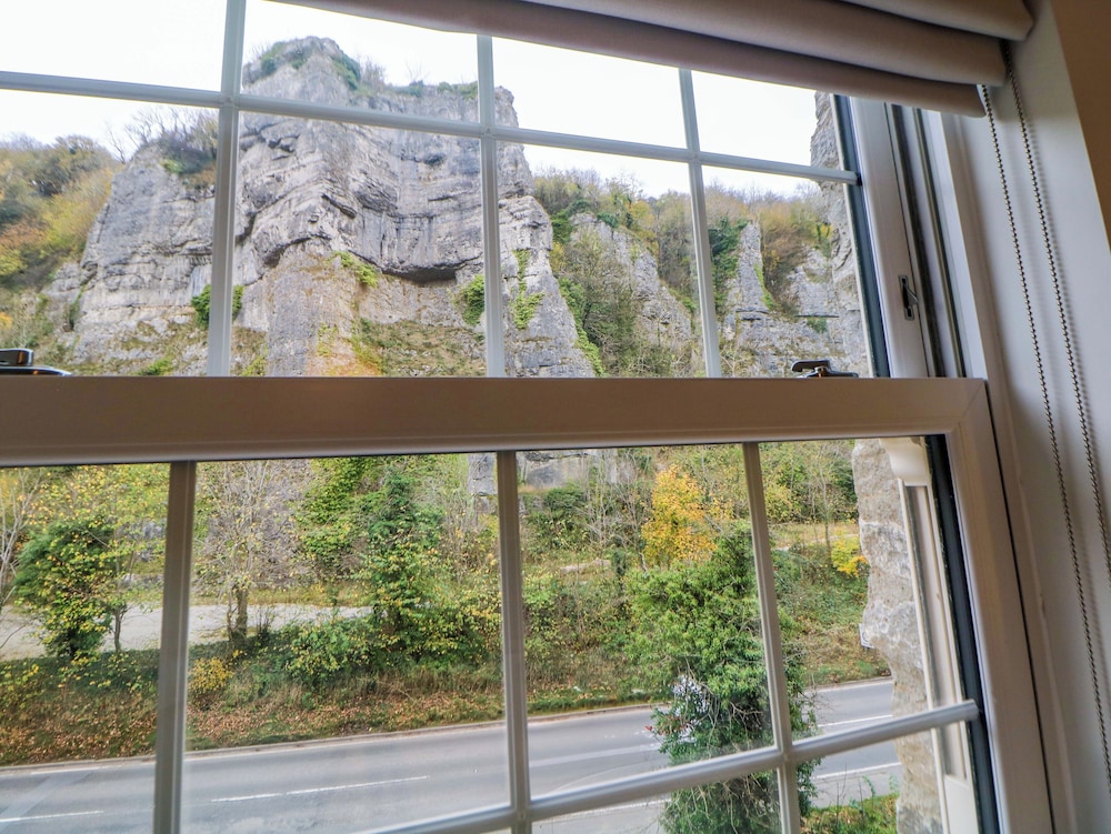 28 Rock Mill Holiday Apartments