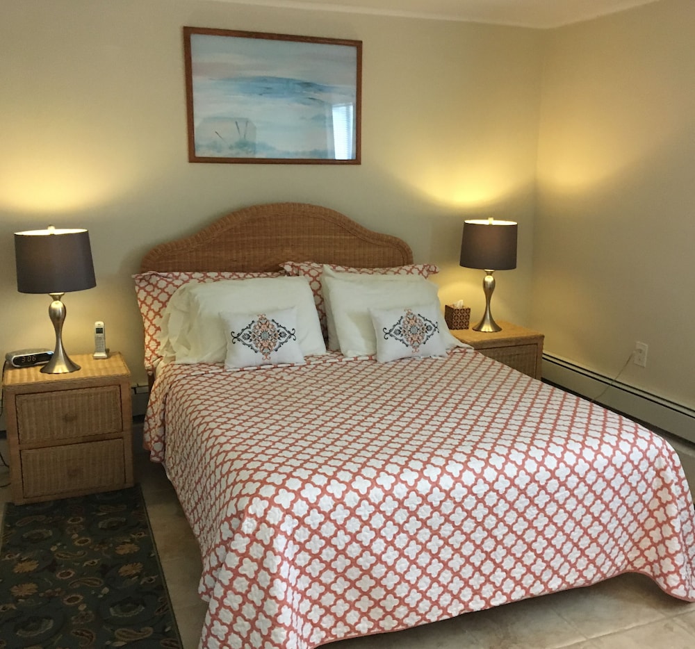 Westhampton Seabreeze Motel
