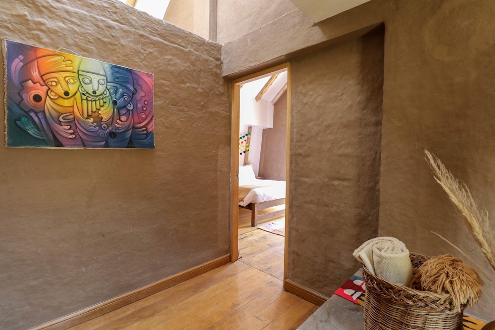 w Majestic 3BR House in Villa Sagrado