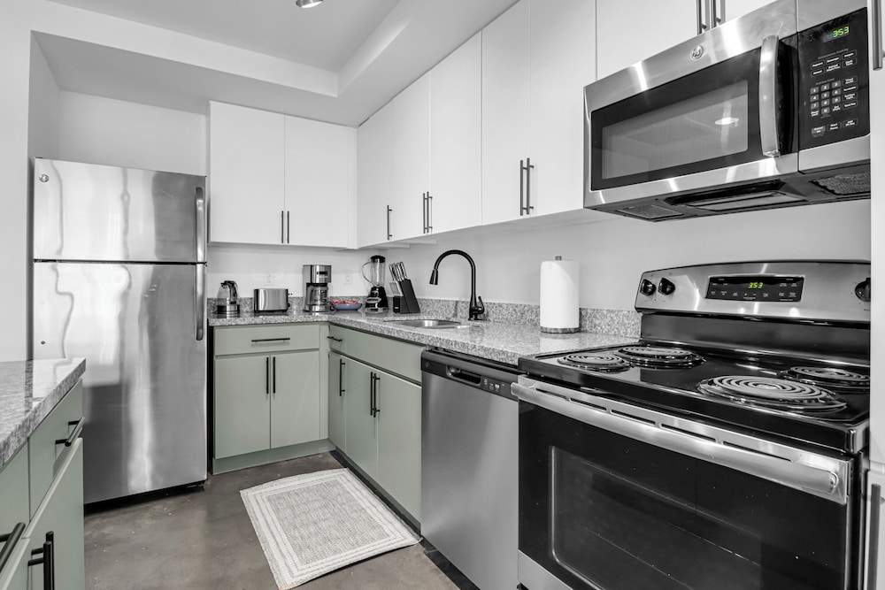 Phoenix Urban Luxury Escape
