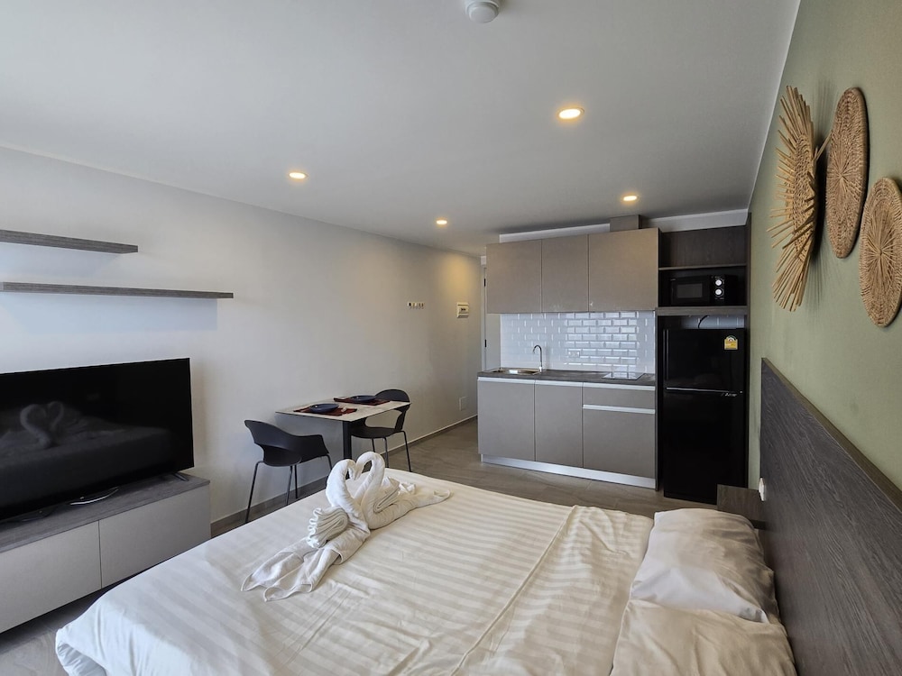 Urban Tide Studio T3 -626