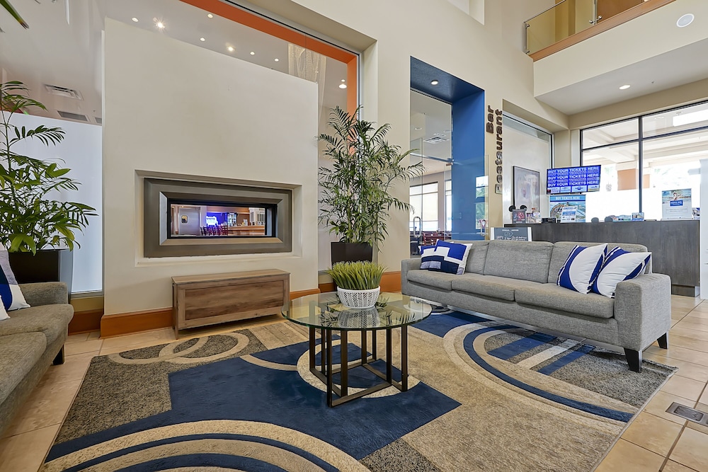 Regal Oaks Resort Vacation Townhomes by IDILIQ - Image 3