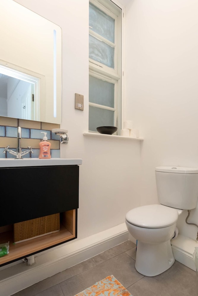 Central 2 Bedroom Apartment Near Old Street