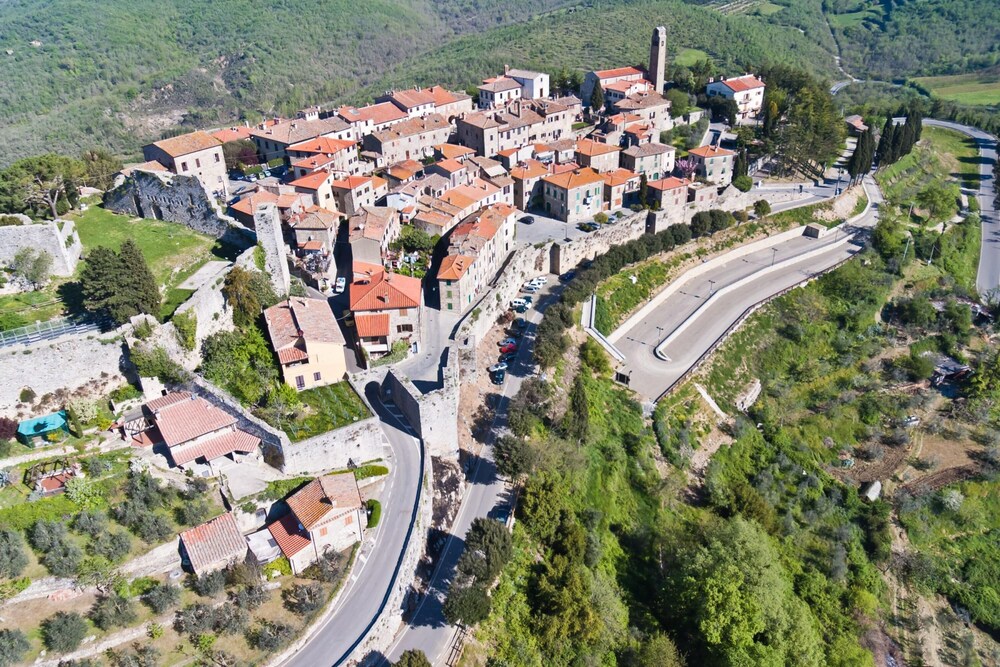 Family Tuscany Villa with private pool