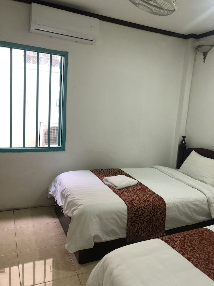 Luang Prabang Vacations - Little Freedom Friendlys Place - Property Image 7