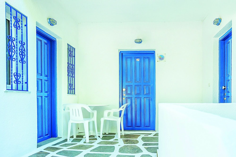 Xenios Faros Apartments