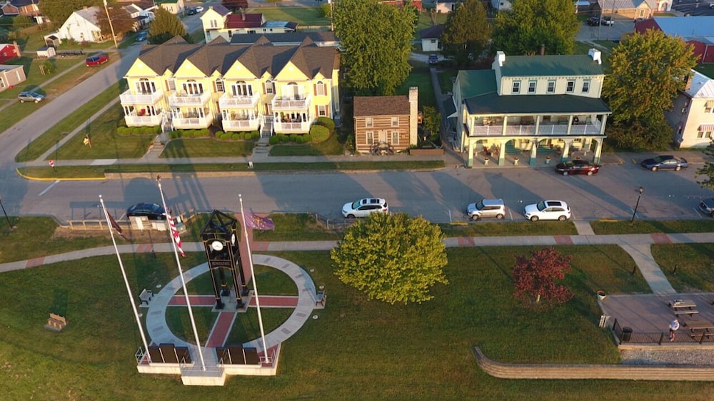 Empire House Hotel view 4