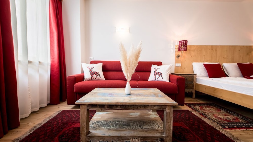Am Schloss Guest House