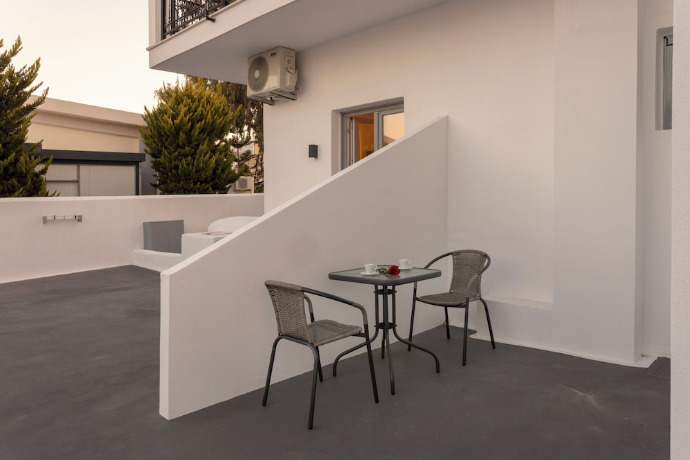 LInea Luxury Suites