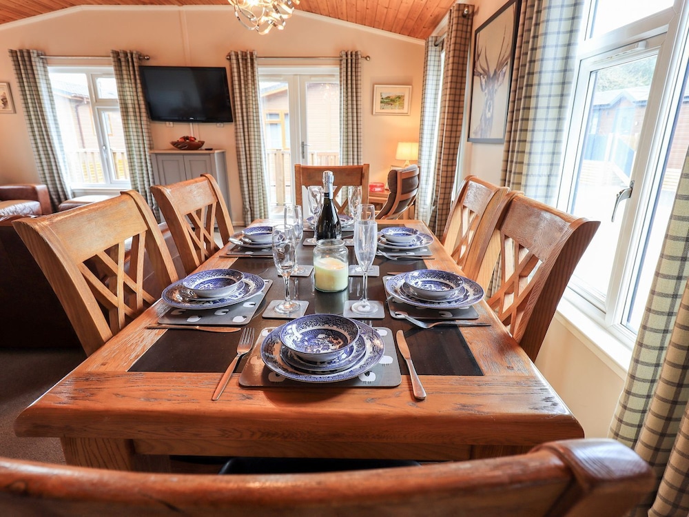 Brightwater Lodge