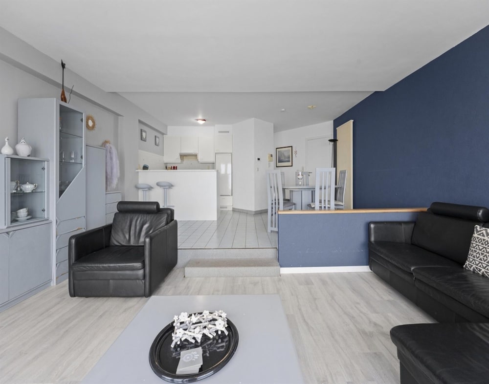 Flat in Blankenberge With Ocean Views