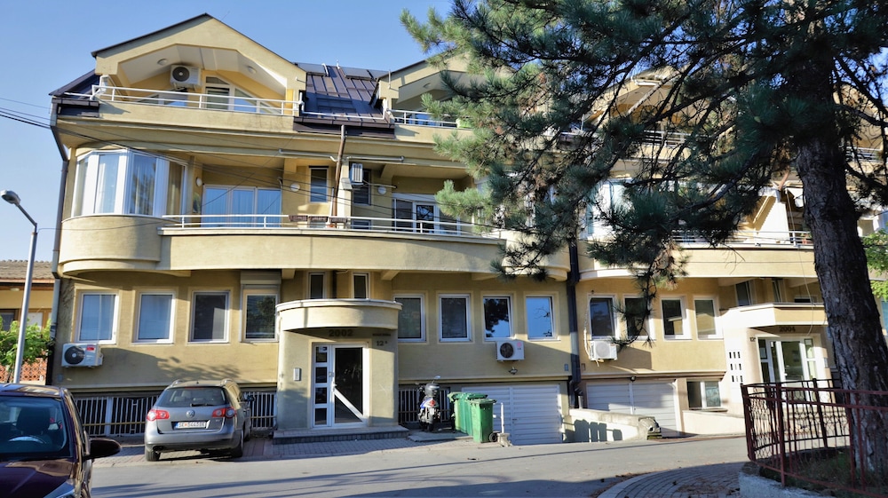 Photo 16