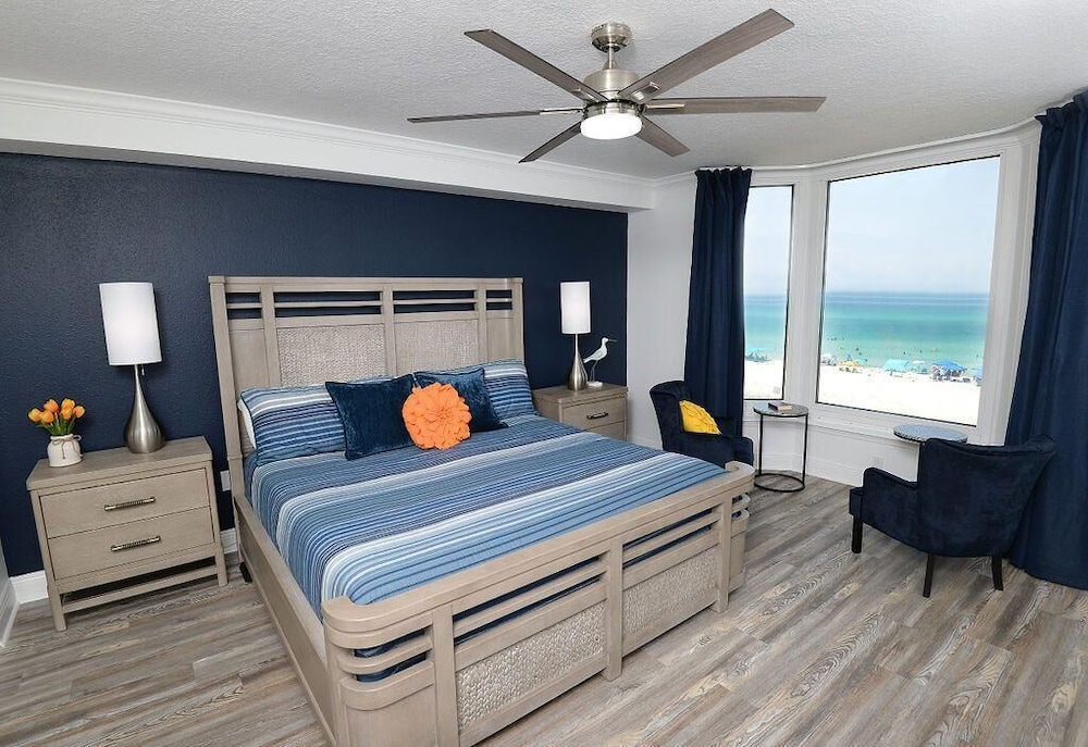 Emerald Beach 325