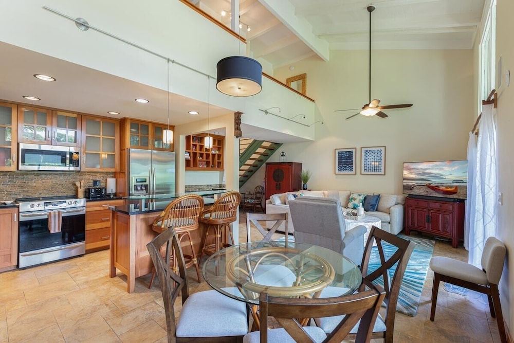Puamana 19c 2 Bedroom Condo
