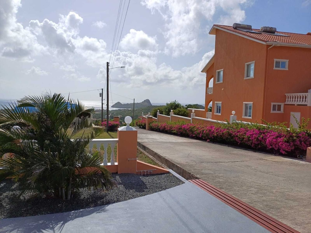 Belle View Royal Villa