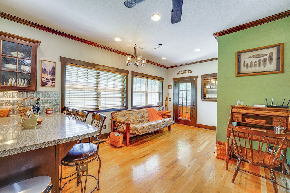 Hot Tub Soaks & Outdoor Fun: Fayetteville Cabin