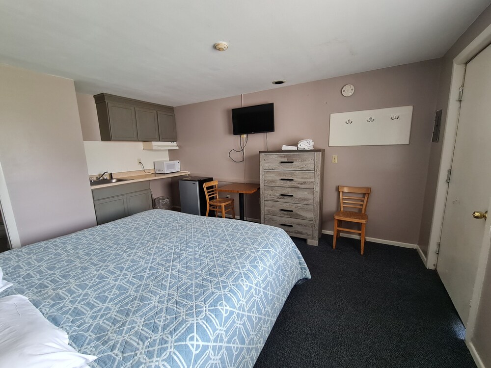 Flagship Motor Court - Property Image 13
