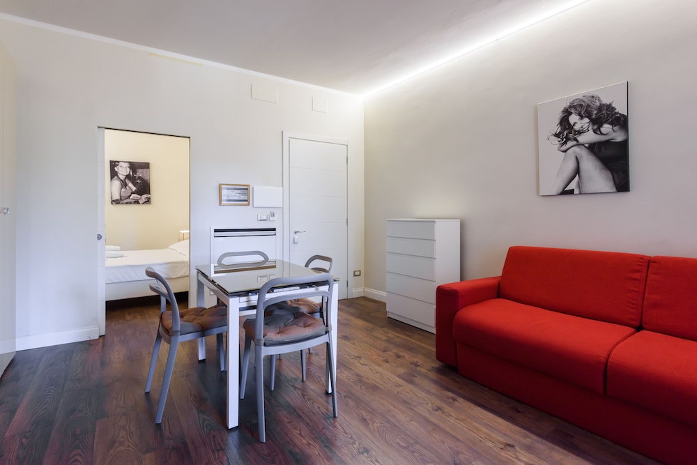 Dolcevita Suite by Mmega