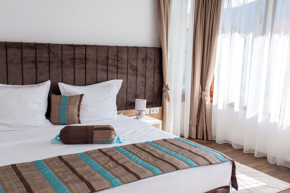 Malak Resort