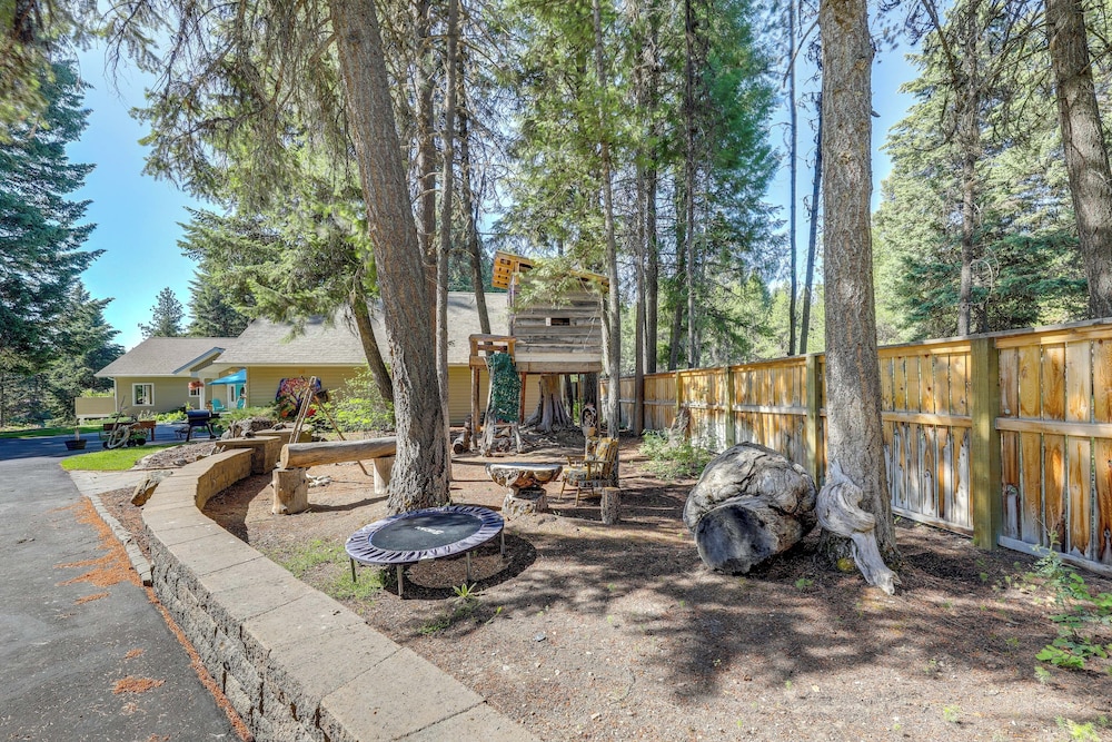 Retreat & Event Villa: Lake Access