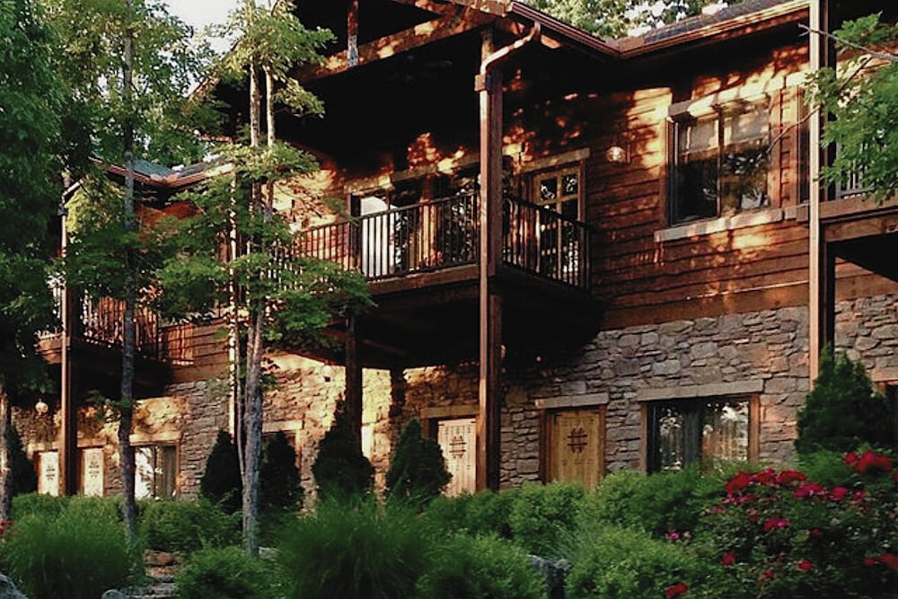 Stonewater Cove